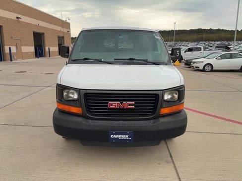 Used 2014 GMC Savana 3500 LS image 3