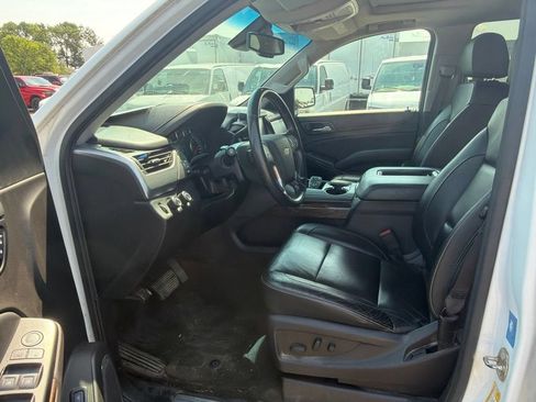 Used 2017 Chevrolet Suburban LT AWD/4WD image 20