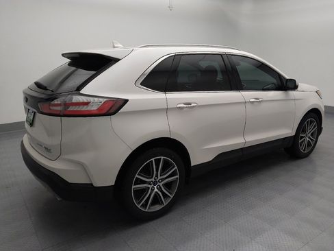 Used 2019 Ford Edge Titanium FWD image 10