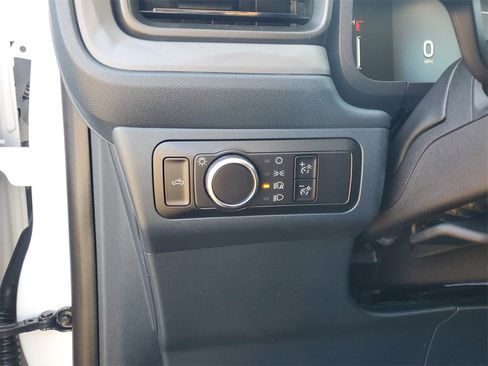 New 2025 Ford Maverick XL w/ Equipment Group 102A image 10