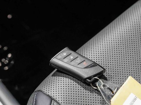 Used 2024 Lexus RZ 300e Premium FWD image 29