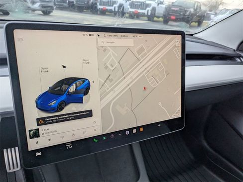 Used 2023 Tesla Model 3 Performance image 17