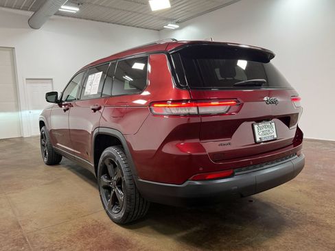 Used 2023 Jeep Grand Cherokee L Laredo AWD/4WD image 35