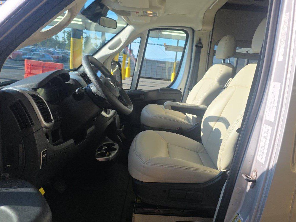 Used 2022 RAM ProMaster 3500 w/ Premium Convenience Group FWD image 7