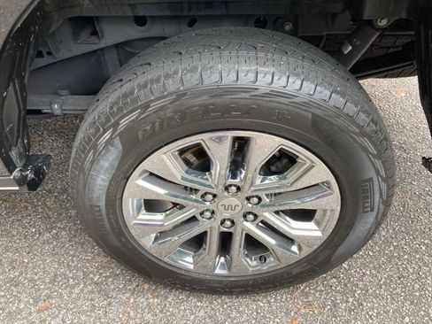 Used 2024 Ford F150 King Ranch w/ FX4 Off-Road Package image 12