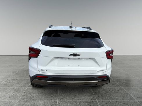 New 2026 Chevrolet Trax ACTIV w/ Driver Confidence Package FWD image 4