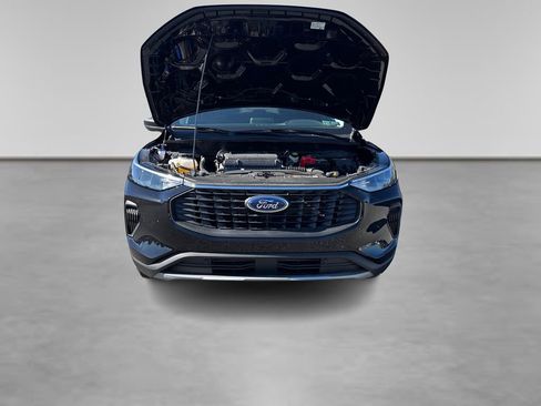 Used 2025 Ford Escape Active w/ Cold Weather Package image 11