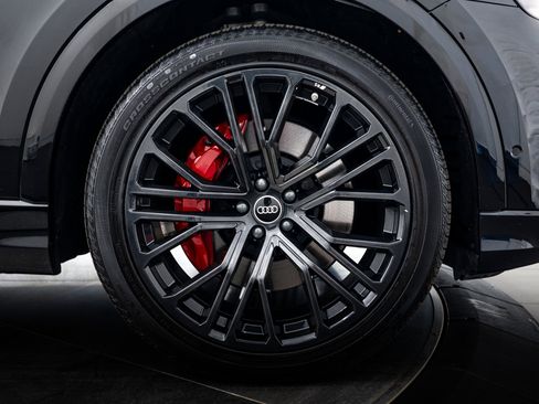 Certified 2024 Audi SQ8 Prestige AWD/4WD image 18