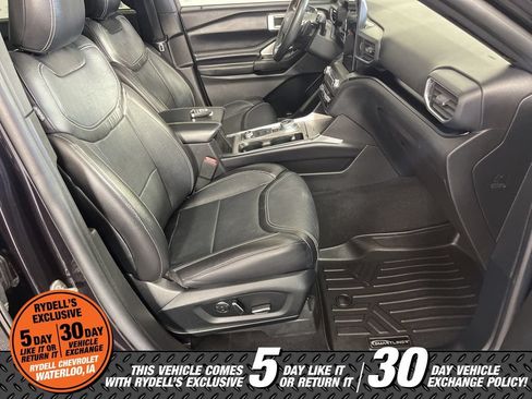 Used 2020 Ford Explorer ST w/ Premium Technology Package AWD/4WD image 16
