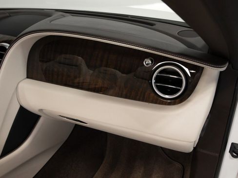 Used 2016 Bentley Continental GTC image 44