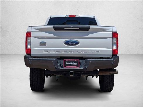 Used 2017 Ford F250 King Ranch w/ FX4 Off-Road Package AWD/4WD image 6