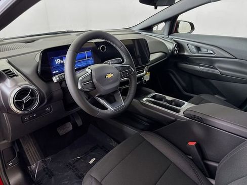 New 2026 Chevrolet Equinox EV LT w/ Comfort Package AWD/4WD image 11