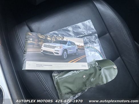 Used 2018 Jeep Grand Cherokee Limited image 36