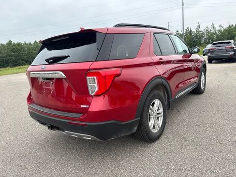 Used 2020 Ford Explorer XLT w/ Equipment Group 202A AWD/4WD image 10