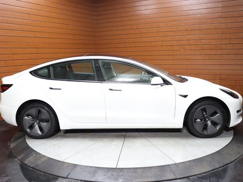 Used 2023 Tesla Model 3 Standard Range image 64