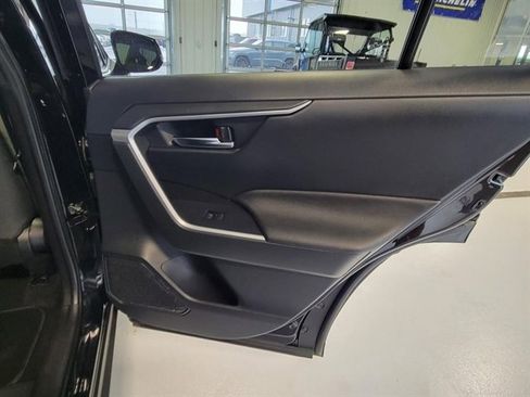 Used 2023 Toyota RAV4 SE image 21