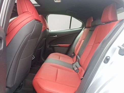 Used 2024 Lexus UX 250h F Sport image 8