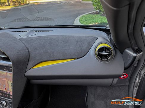 Used 2022 McLaren 720S Performance image 36