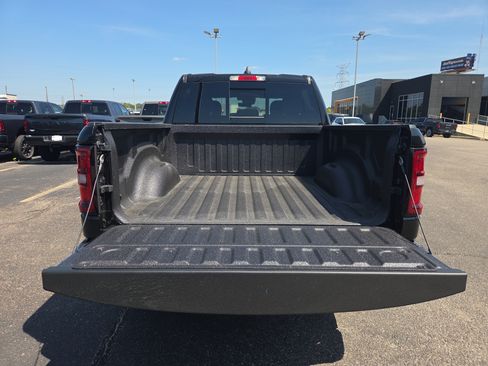 New 2026 RAM 1500 Warlock AWD/4WD image 8