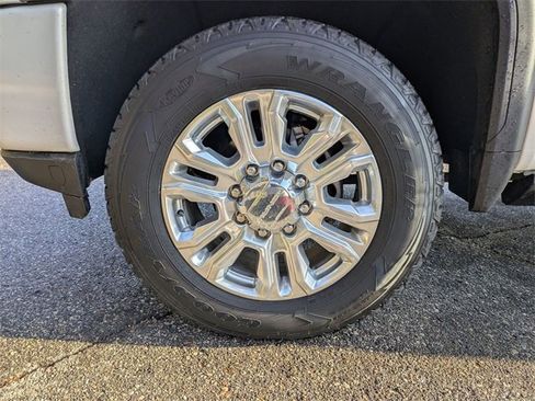 Used 2023 GMC Sierra 2500 Denali w/ Denali Ultimate Package image 21