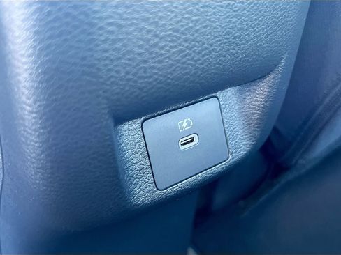 New 2025 Nissan Versa SR w/ Trunk Package image 26