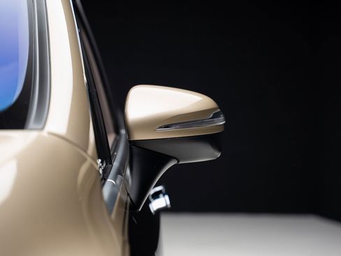 Used 2024 Mercedes-Benz Maybach EQS 680 4MATIC image 15