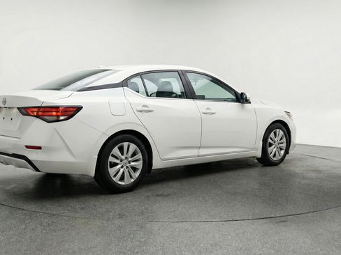 Used 2025 Nissan Sentra S FWD image 9