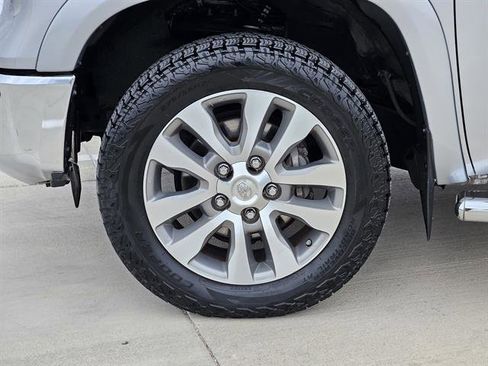 Used 2017 Toyota Tundra Limited image 7