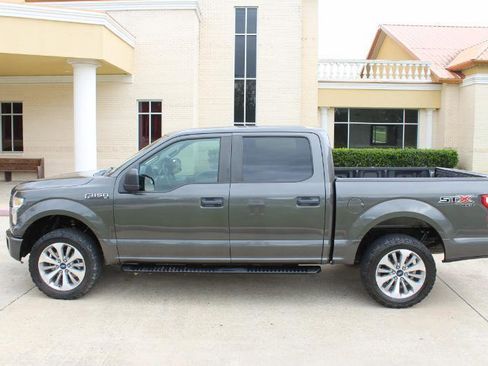 Used 2017 Ford F150 4x4 SuperCrew image 10