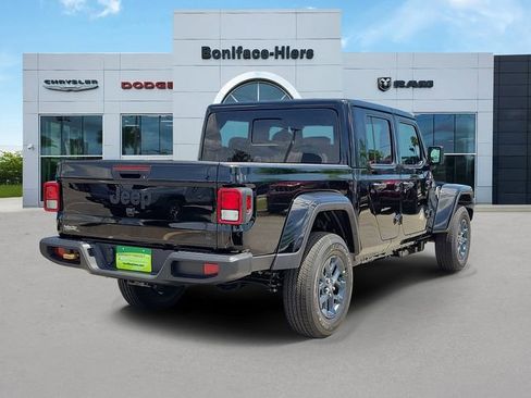 New 2026 Jeep Gladiator Mojave AWD/4WD image 4