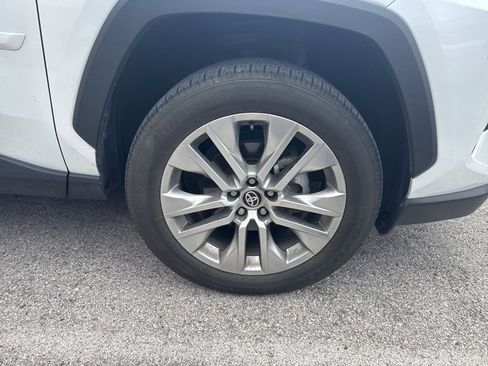 Used 2024 Toyota RAV4 XLE Premium FWD image 3