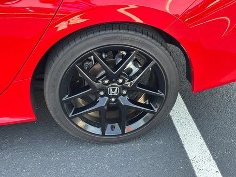 Used 2024 Honda Civic Sport image 9