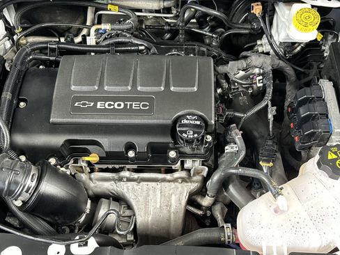 Used 2020 Chevrolet Sonic Premier image 31