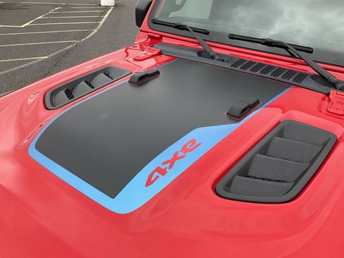 Used 2024 Jeep Wrangler Unlimited Rubicon 4xe image 23