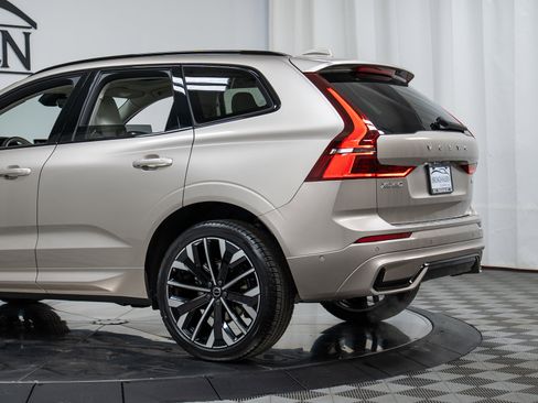 New 2026 Volvo XC60 B5 Ultra w/ Protection Package Premier image 29