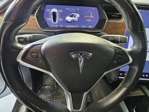 Used 2020 Tesla Model X Long Range AWD/4WD image 14
