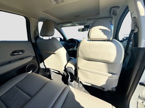 Certified 2021 Honda HR-V EX-L image 29