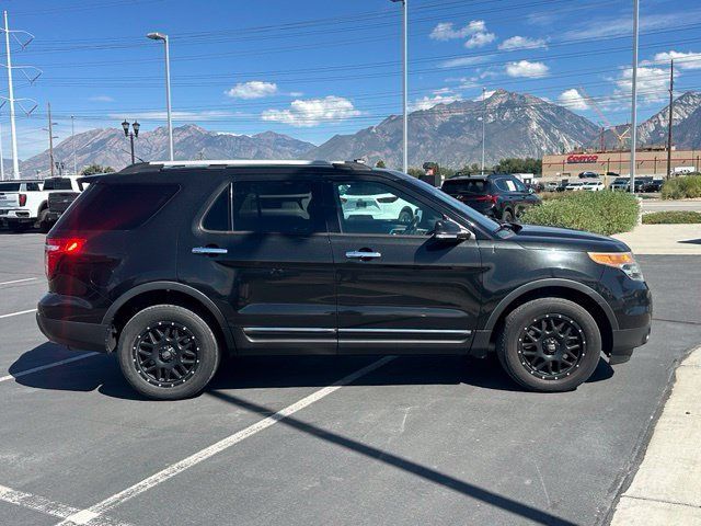 Used 2013 Ford Explorer XLT AWD/4WD image 8