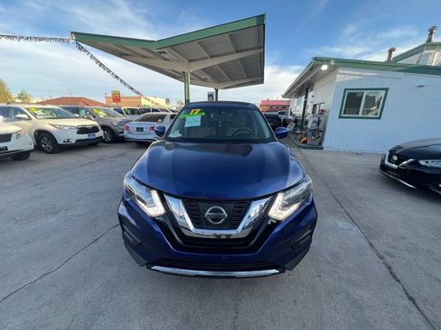Used 2017 Nissan Rogue S AWD/4WD image 1