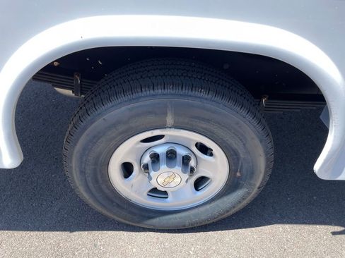 New 2025 Chevrolet Express 3500 w/ Power Convenience Package image 40