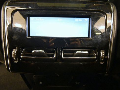 Used 2021 Lincoln Aviator Reserve image 17