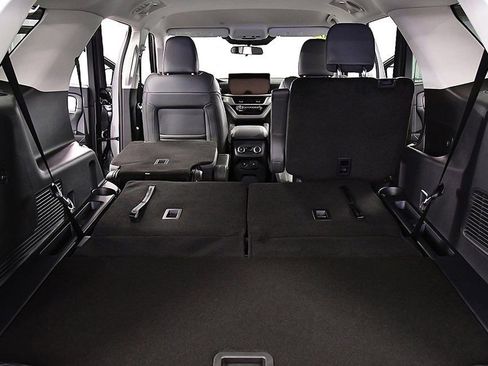 New 2026 Ford Explorer Active w/ Active Comfort Package AWD/4WD image 32