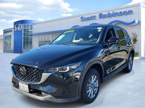 Used 2023 MAZDA CX-5 AWD 2.5 S w/ Preferred Package image 2
