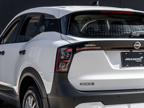 Used 2026 Nissan Kicks S FWD image 12