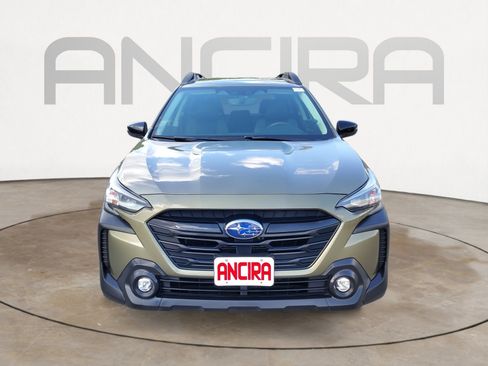 Used 2025 Subaru Outback Onyx Edition image 8