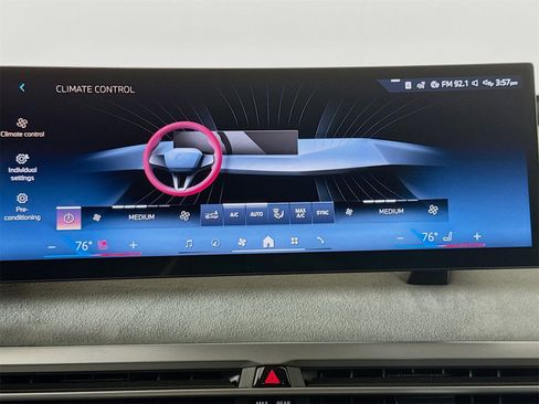 New 2026 BMW iX xDrive60 w/ M Sport Package image 16