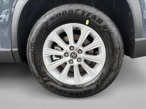 New 2026 Toyota Grand Highlander AWD image 9