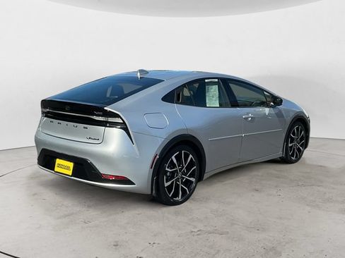 Certified 2024 Toyota Prius Prime FWD image 5