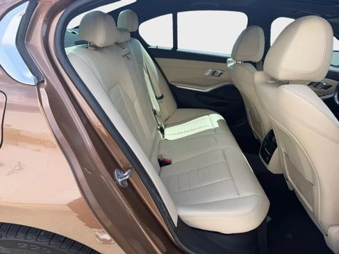 Used 2019 BMW 330i Sedan w/ Premium Package RWD image 23