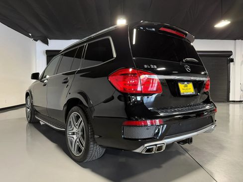 Used 2015 Mercedes-Benz GL 63 AMG 4MATIC image 5